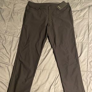 Men’s lulu commission classic pant